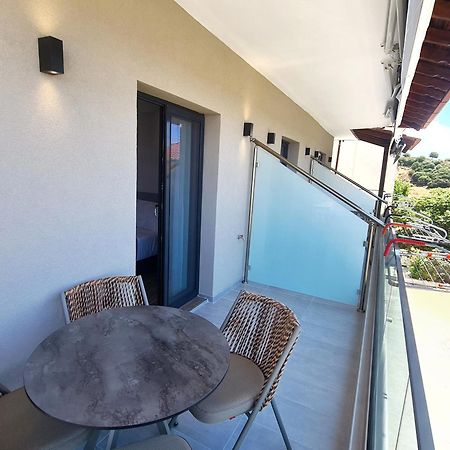 Agnanti-Apartments B 尼基季 外观 照片