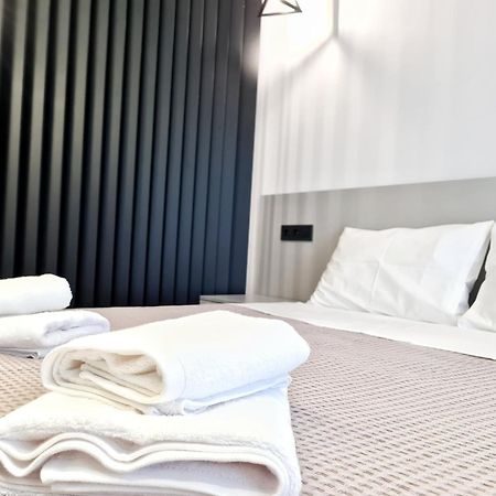 Agnanti-Apartments B 尼基季 外观 照片
