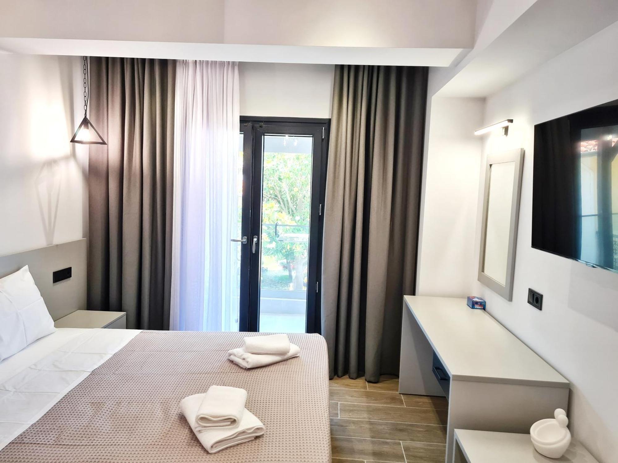 Agnanti-Apartments B 尼基季 外观 照片