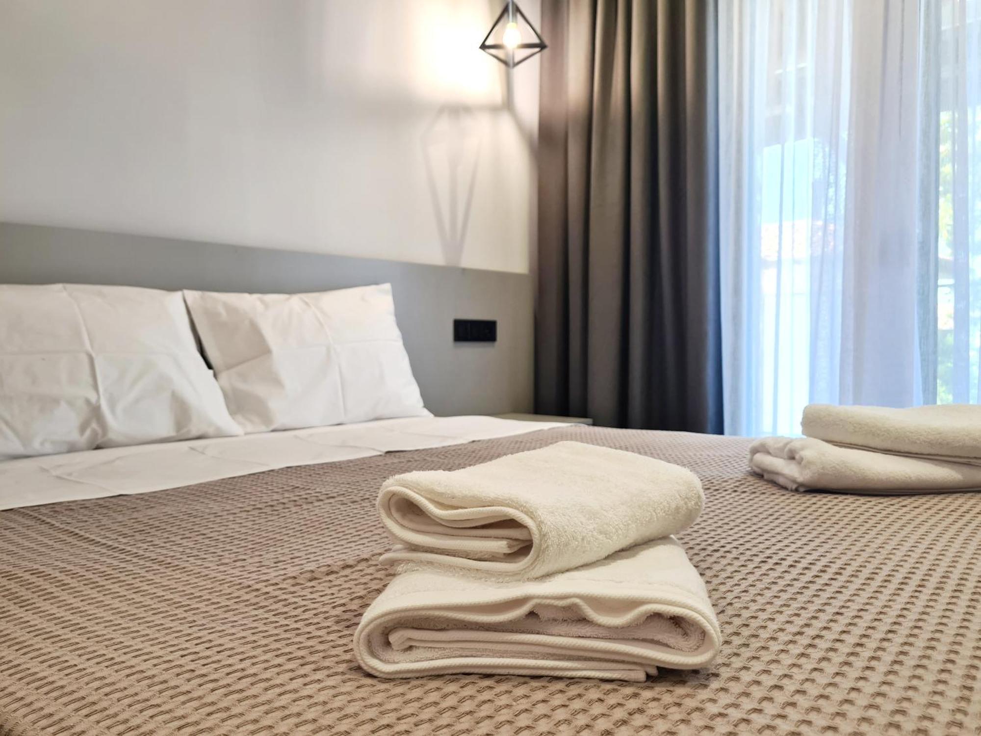 Agnanti-Apartments B 尼基季 外观 照片
